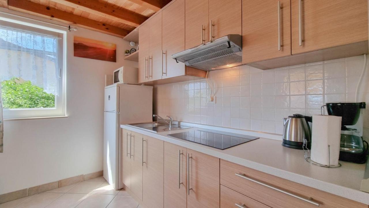 Ferienwohnung Carlo Lovrečica Exterior foto